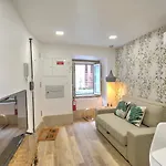 Traditional With A Terrace, Ac And Fast Internet Lizbona