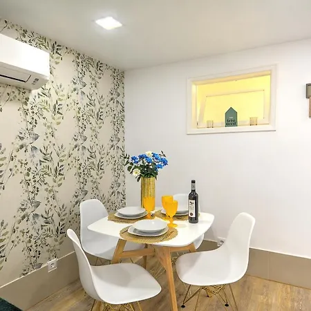 Traditional With A Terrace, Ac And Fast Internet *