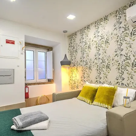 Traditional With A Terrace, Ac And Fast Internet * Лісабон