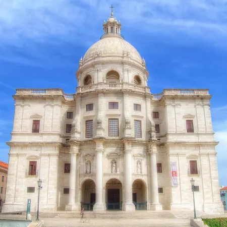 Traditional With A Terrace, Ac And Fast Internet 公寓 Lisboa