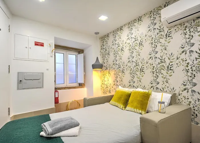 Traditional With A Terrace, Ac And Fast Internet * Lisboa